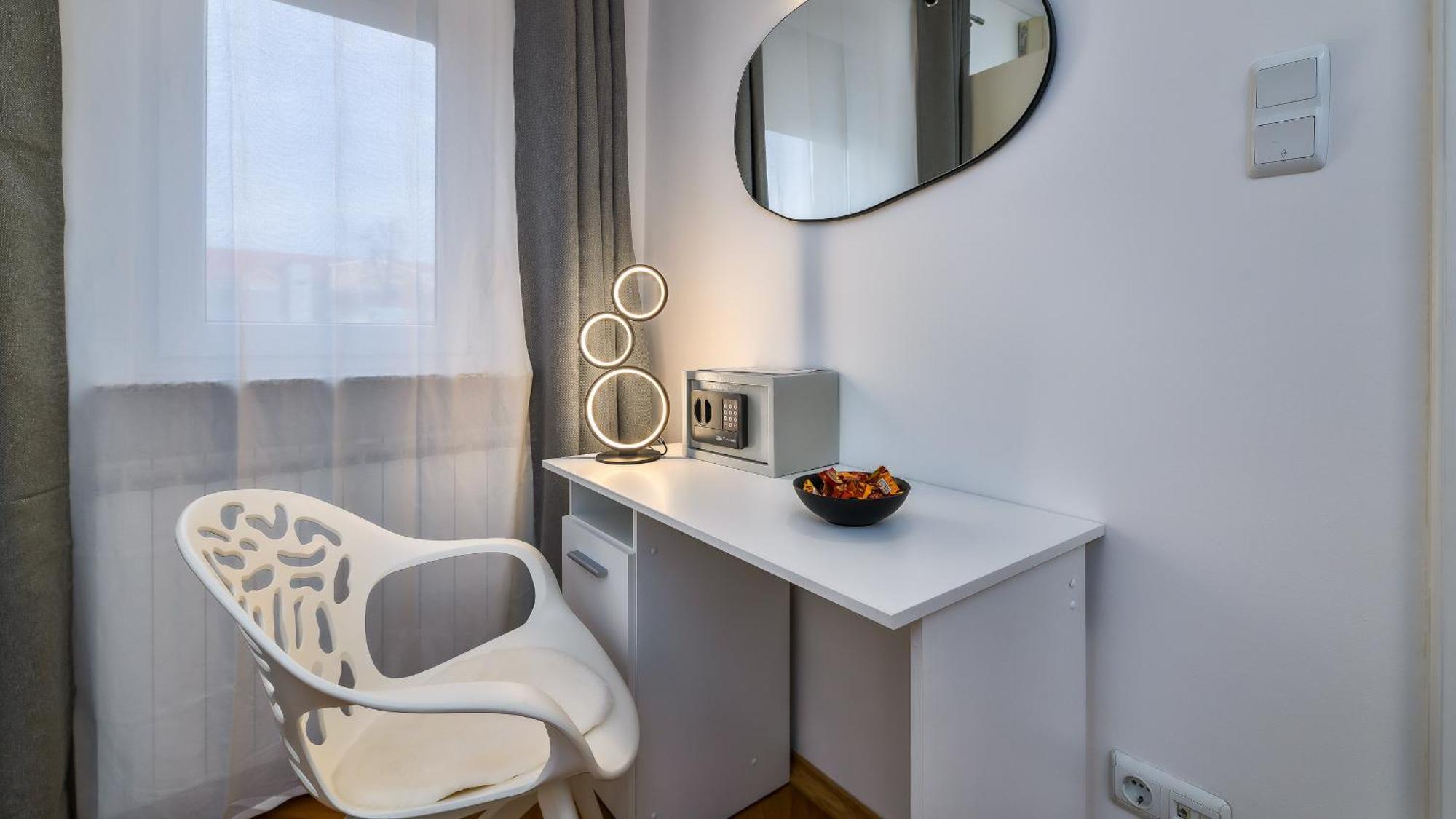 Iva'S Central Apartment 자그레브 외부 사진